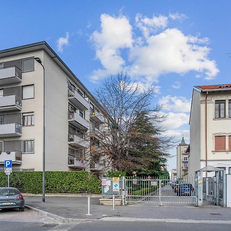 מילאנו Rog27-Large Apartment With Transport Close To Home- מראה חיצוני תמונה